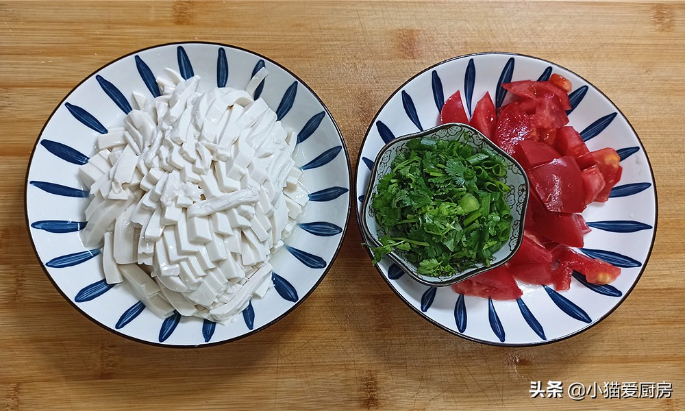 粉皮豆腐肉丝怎样烧最对老人胃口,西红柿豆腐豆芽肉丝汤做法大全
