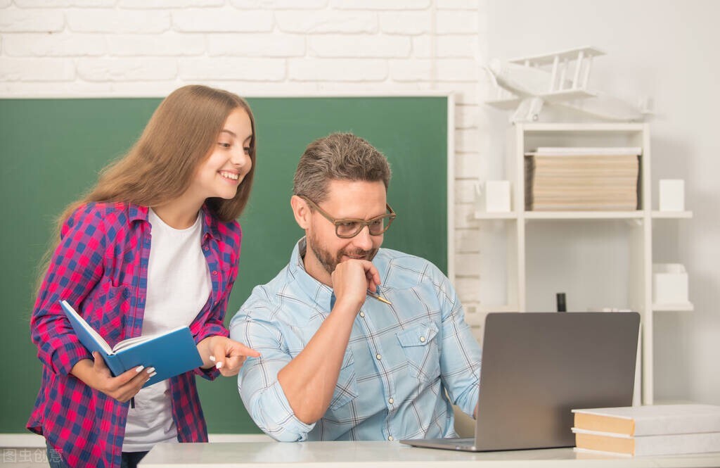 教师本次培训活动的感悟和启发,教师岗前培训的感受100字