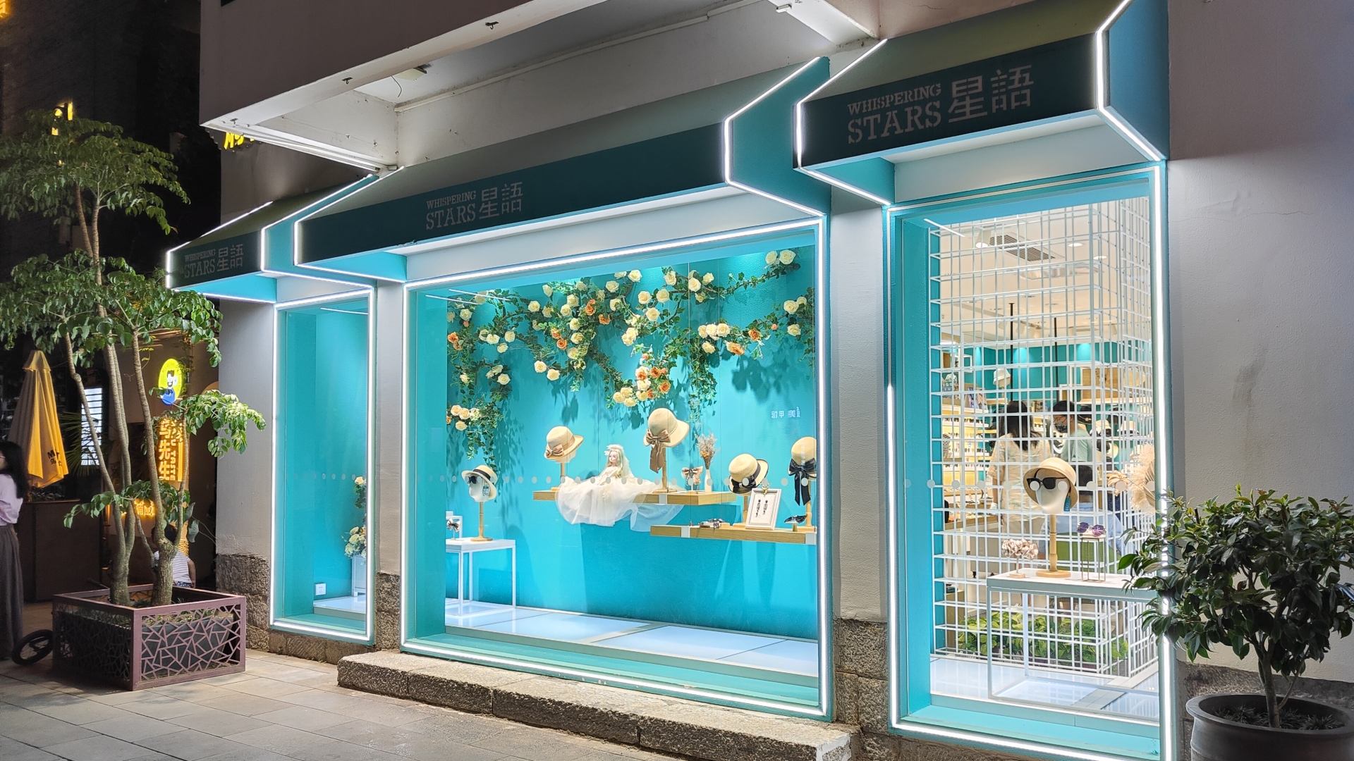 国庆出游带些什么东西,国庆出游必带什么东西