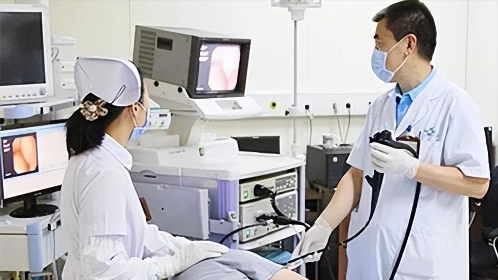 吃完饭就想上厕所是肠胃的问题吗,吃完饭就得上厕所