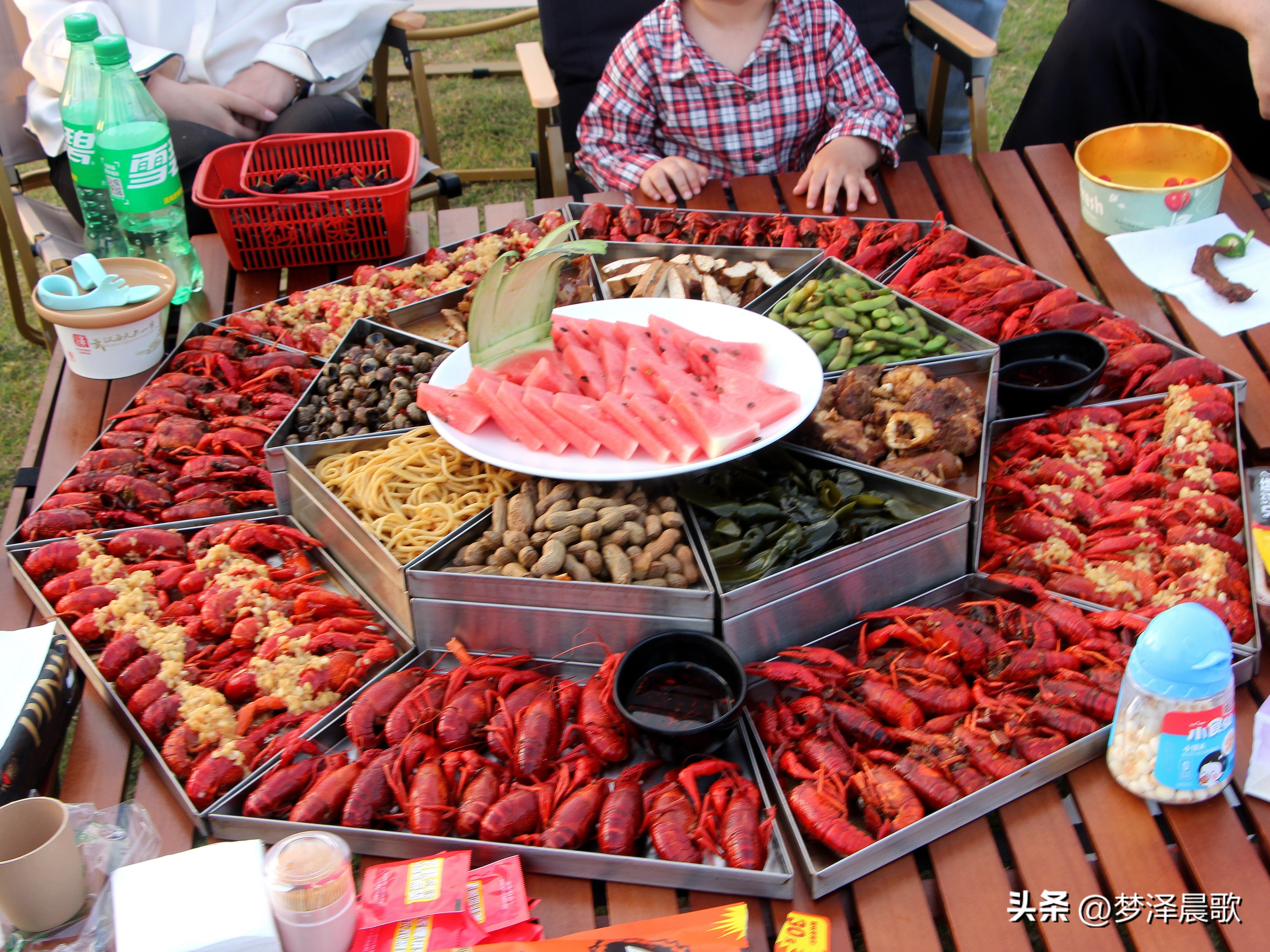 节日哪里去？醉美“伍湖四海”游人醉