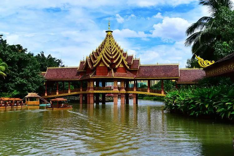 云南旅游景点攻略详细介绍大全集,云南大理旅游必去的景点2020