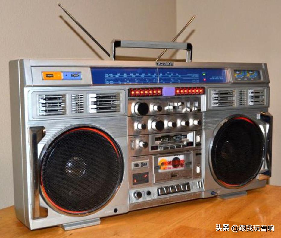 80年代复古科技聚焦：经典的康宁ConionC-100F老式收录音机音响