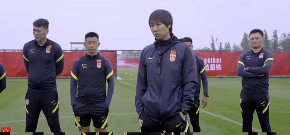 重磅！中超又有一人被戴上*铐手**！贪婪的铁指导不断拖身边人下水