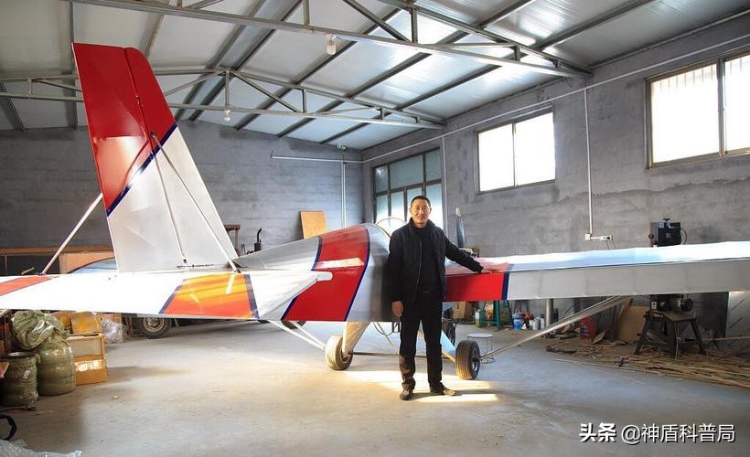 大叔花80万造飞行器,80后大叔打工20年