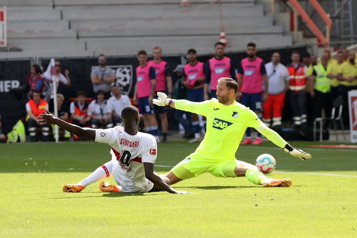 德甲斯图加特将对阵科隆,德甲斯图加特保级成功