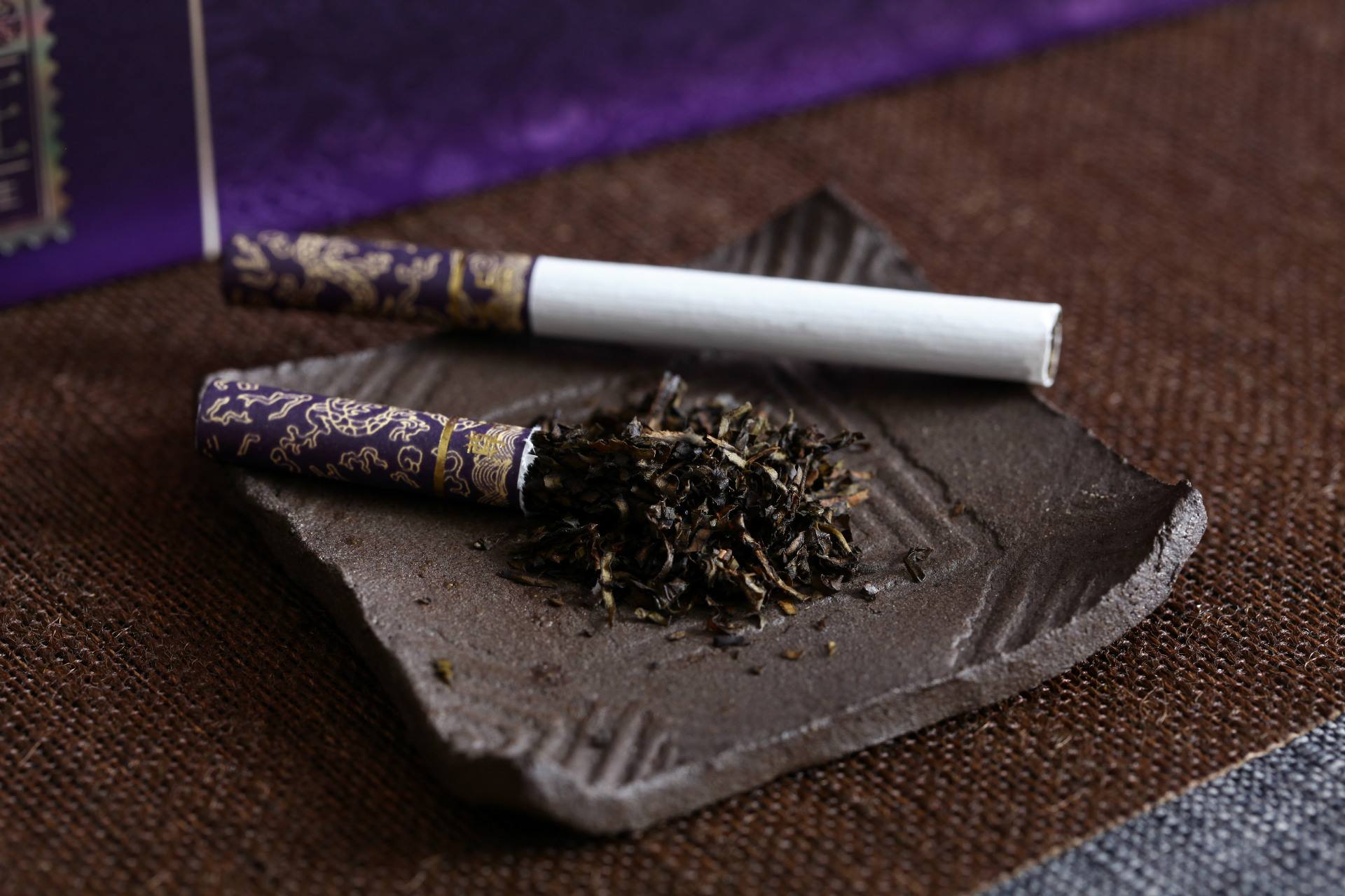 7种香烟被列入黑名单你还在吸吗,六种香烟或被列入黑名单