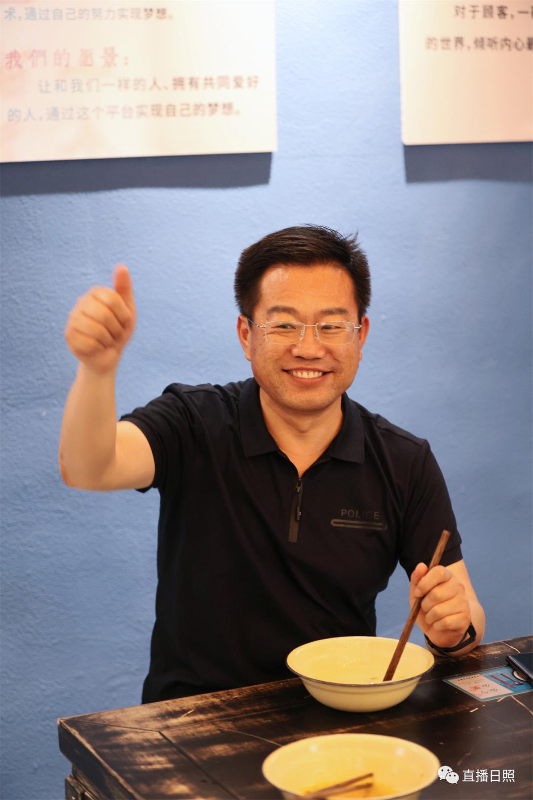 无声面馆清汤面,日照温情面馆