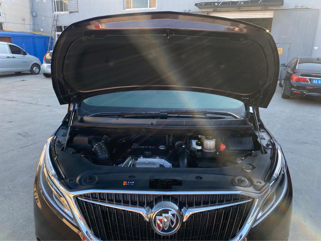 塞纳gl8宗师谁最保值,怪兽修车老车翻新