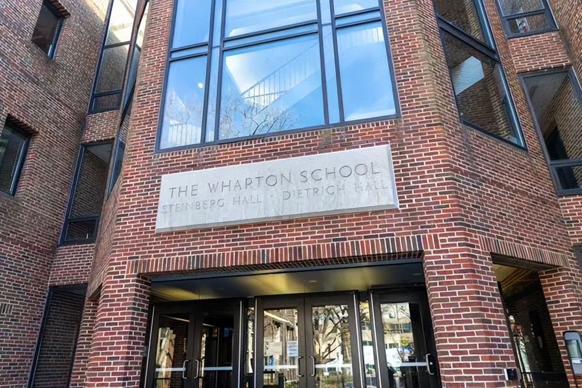 为顶尖商学院输送最多学生的美国大学Top20!铺平商界大佬之路!