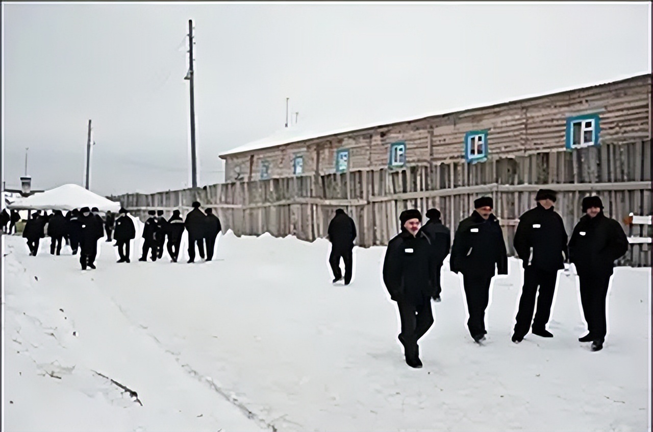 俄罗斯黑海豚监狱越狱,俄罗斯黑海豚监狱在哪里