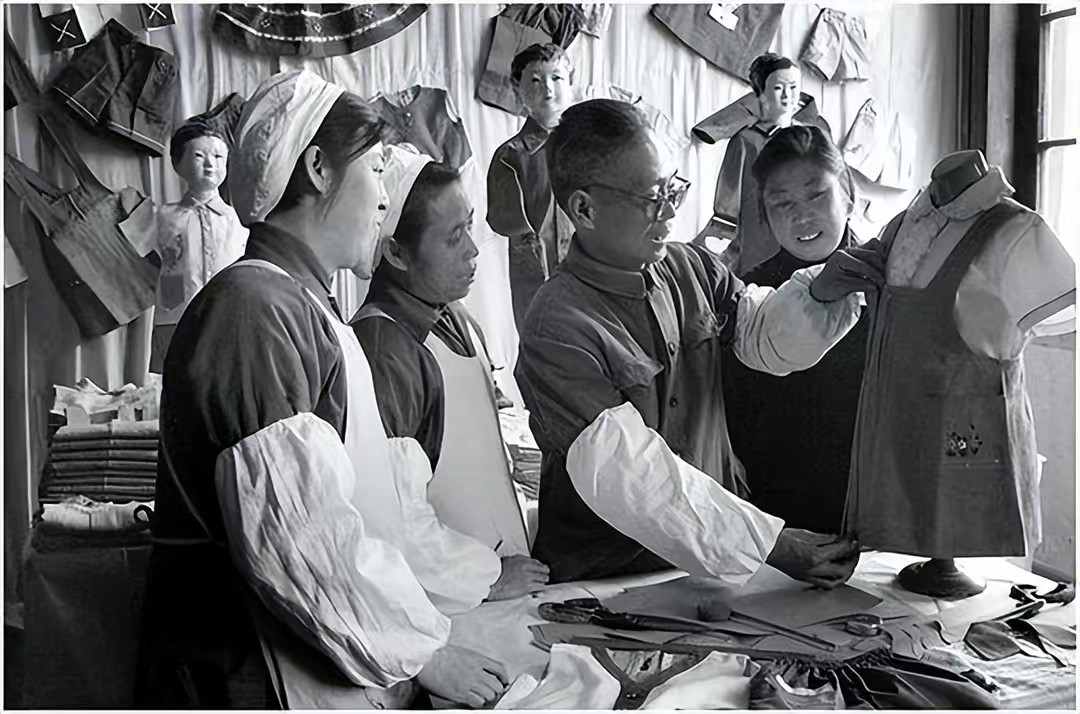 90年代的确良,的确良是九十年代流行吗