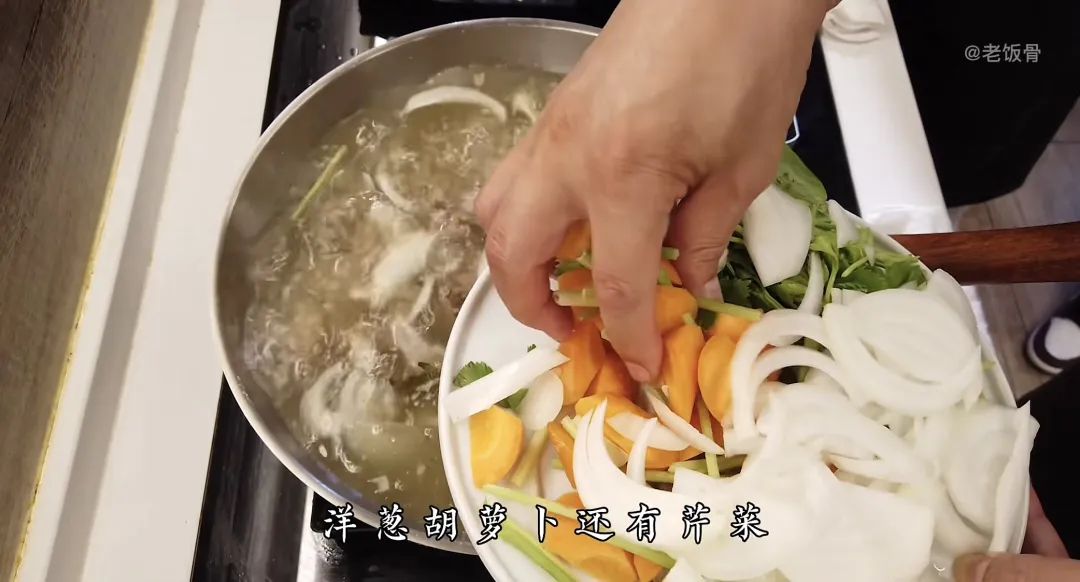 最简单的食材怎么烹饪,如何用最简单的食材做出最贵美食