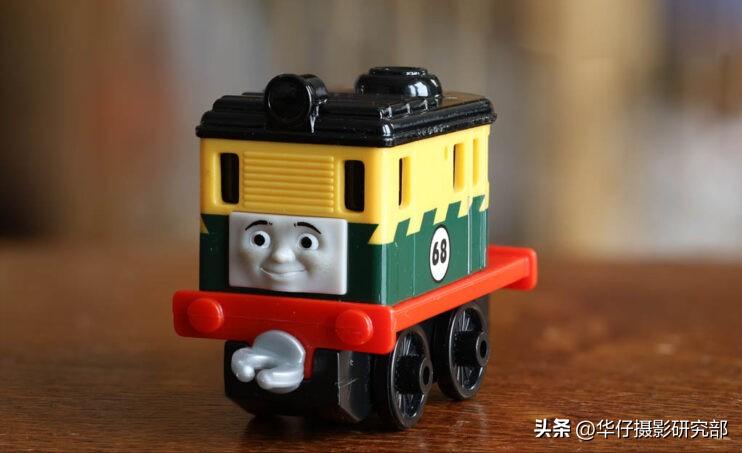 佳能eosr6和r8测评,佳能eosr8和eosr6哪个好