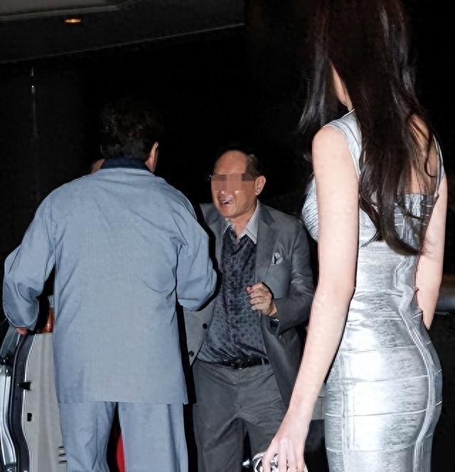 淫棍天下,60女艺人遭殃,29年牢狱飞扬跋扈