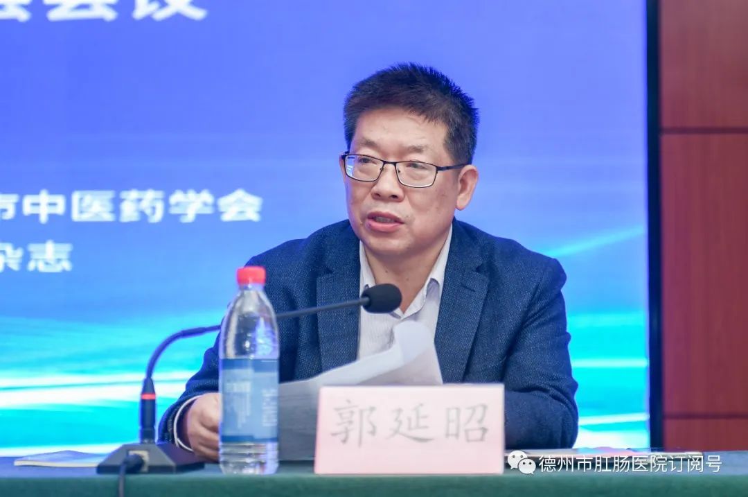 消痔灵注射术往哪里打,消痔灵注射术