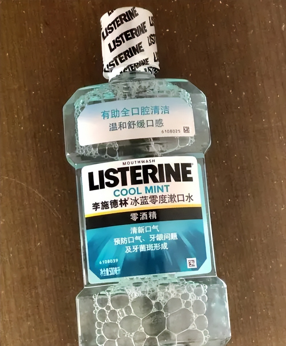 刷牙时舌苔要刷吗,刷牙要刷舌头就不会口臭吗