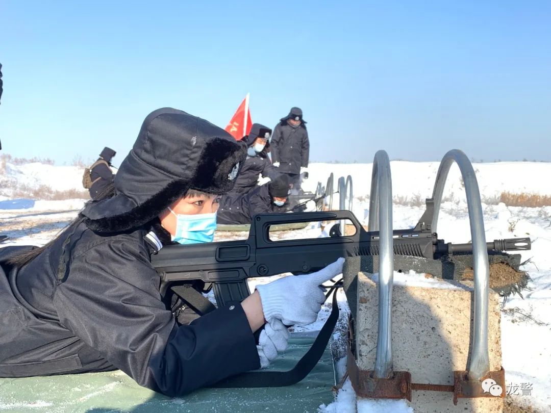 致敬了不起的她贵州女民警,致敬了不起的她公安干警话语