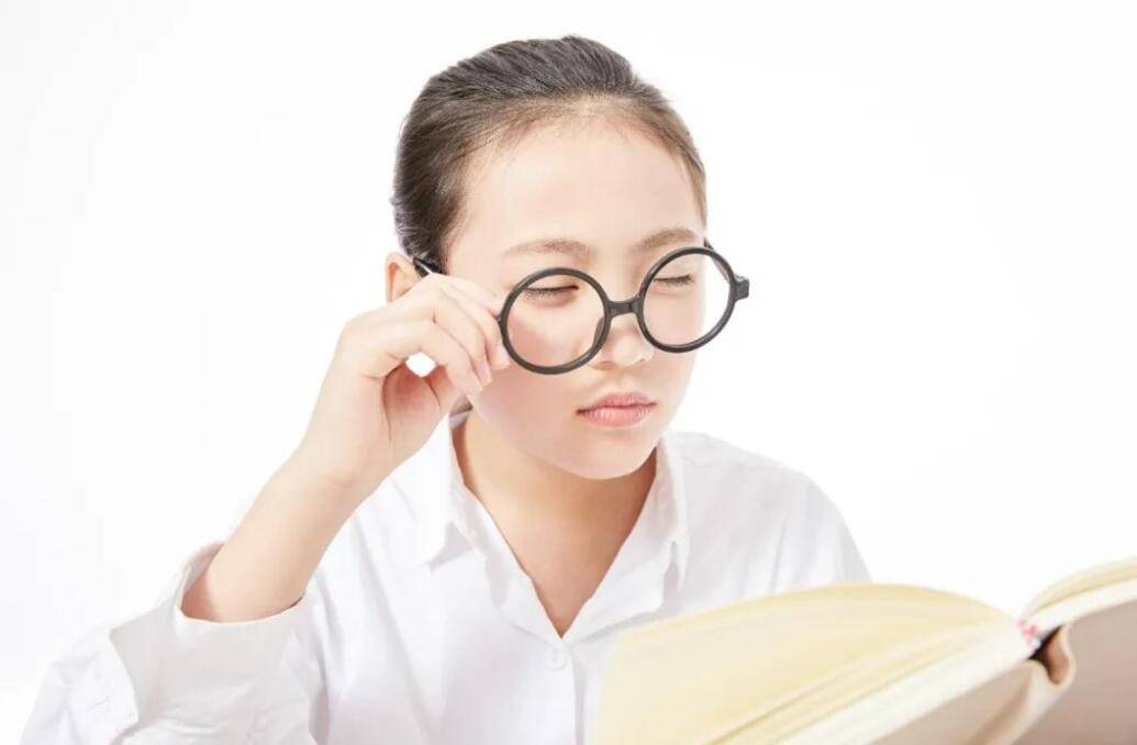 儿童近视滴低浓度阿托品有用吗,儿童近视眼药水阿托品