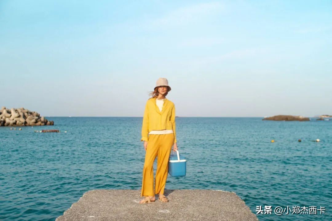 好美啊！这里的衣服我想allin