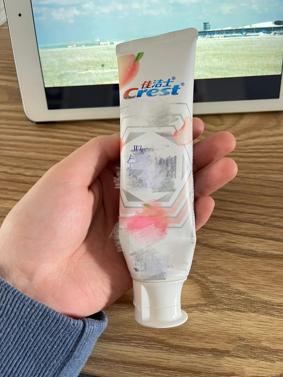 吸烟黑牙怎么去除,怎么抽烟减少牙垢