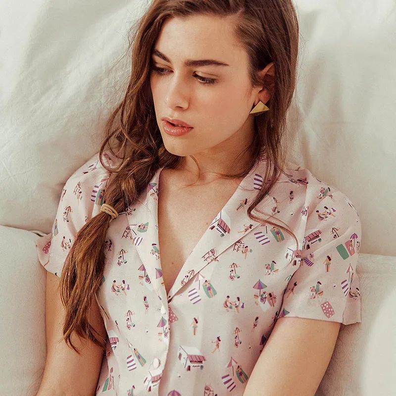 2022全球30位热门女装服装联名设计师和艺术家