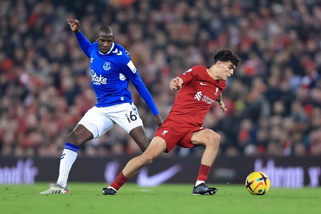 菜鸟变首发仅用时四个月，利物浦化解中场困境仅花费22.4万英镑