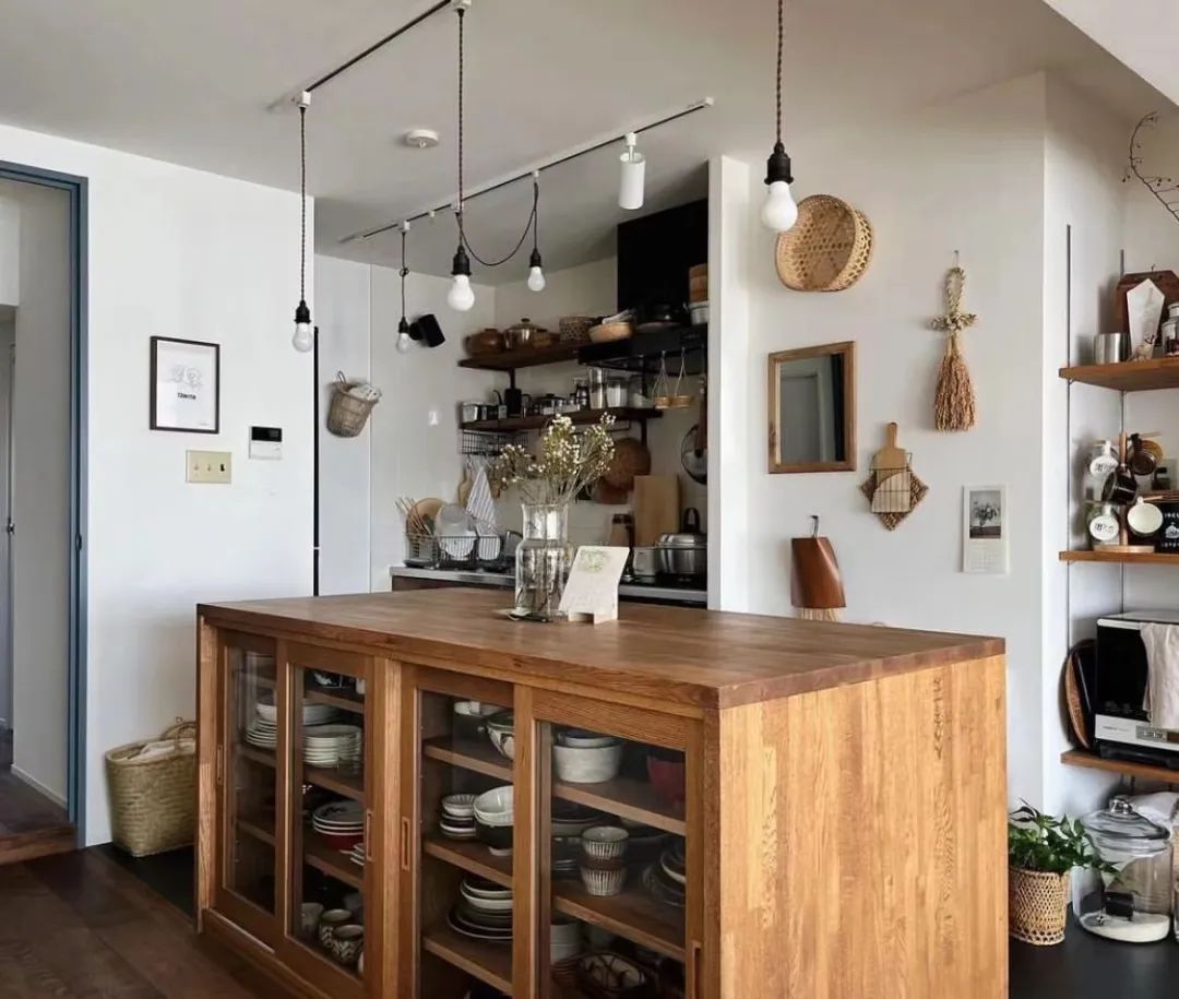 德系厨房比日系厨房好的点,日系厨房跟德系厨房哪个好