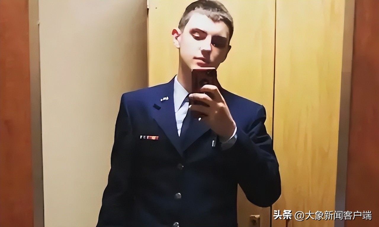 观天象丨美国媒体现场直播“泄密门”嫌疑人被捕过程！网友：这个孩子该得诺贝尔和平奖