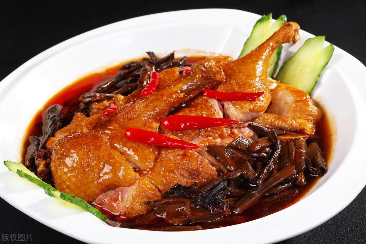 烤鸭的味道怎么形容,烤鸭的味道闻起来怪怪的