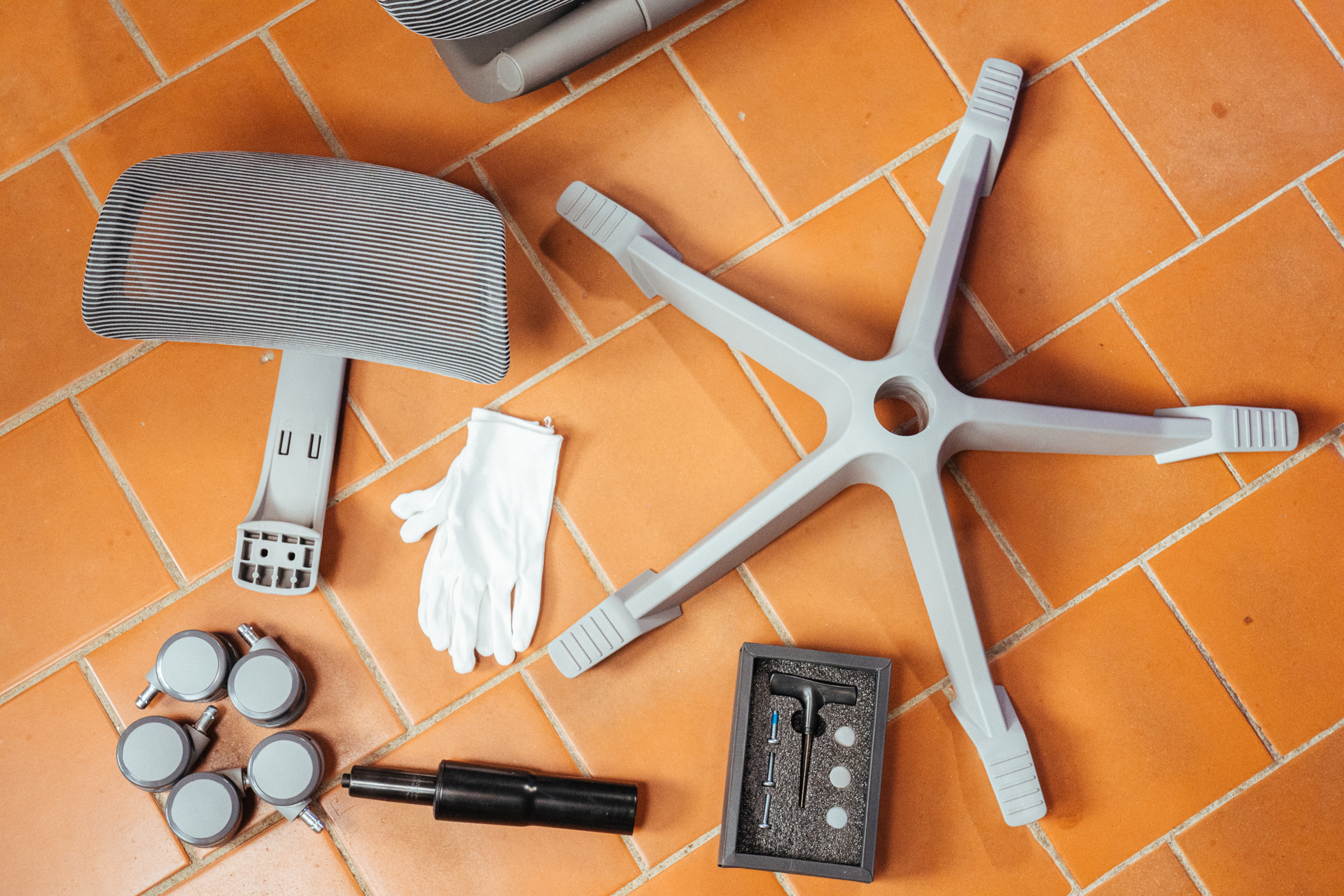 久坐办公室怎么缓解肩颈痛瑜伽,缓解办公室久坐腰疼瑜伽