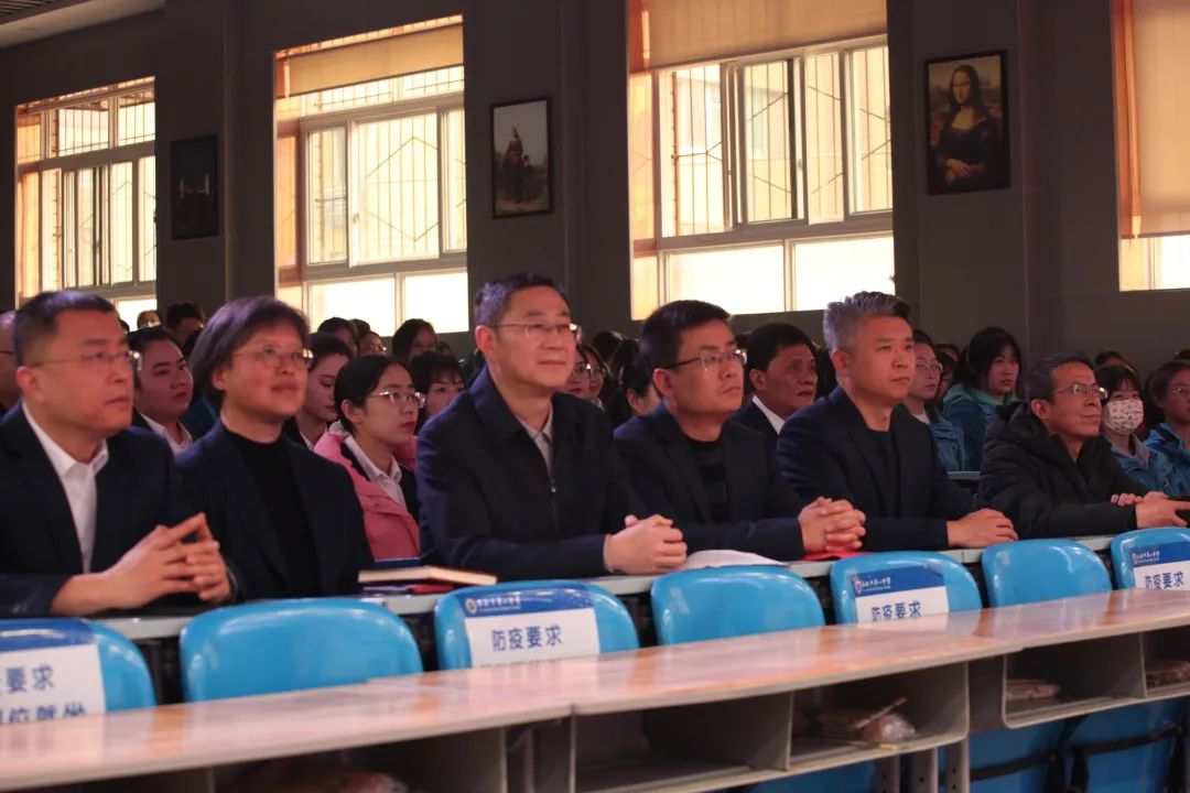 鹰击长空鹏程万里大展宏图,鹏程万里扬帆起航