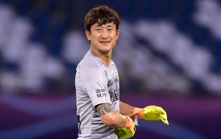 十大足球运动员集锦,钱最多的十大足球运动员