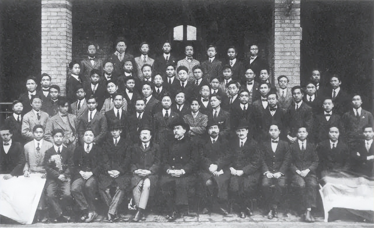 自称“好色之徒”的他，九岁就卖出了第一幅画，终成一代艺术大师