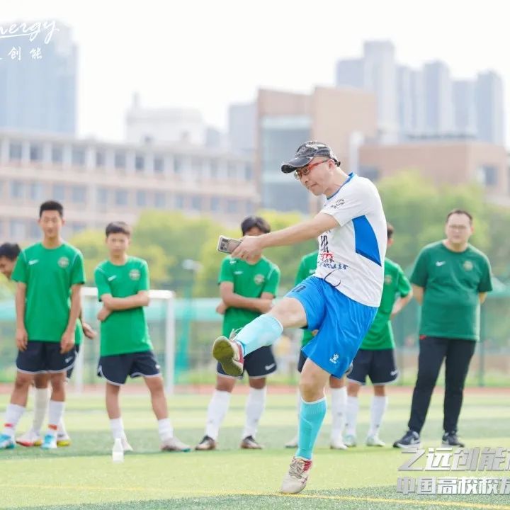 公益足球嘉年华,公益比赛现在开赛