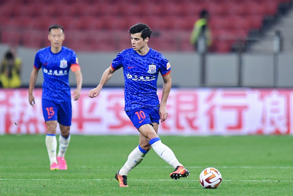 申花外援阿马杜缺阵,中场悍将归队申花