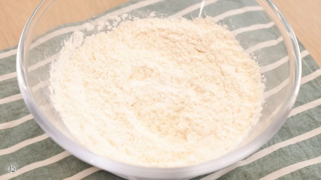 芋泥肉松三明治吃一口就会沦陷,一口就能惊艳到的香酥芋泥