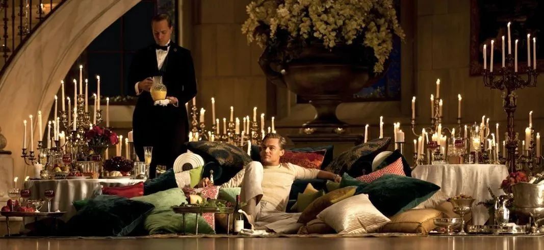 “炫耀消费心理”迭代丨先倒茶？还是先倒牛奶？