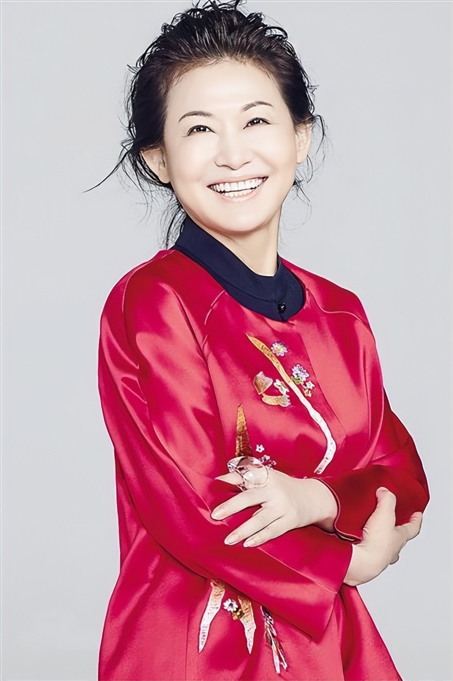 赵燕是山东哪里的,山东首富赵燕现状