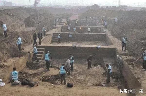 800年前的古墓女尸,挖出500年前女尸