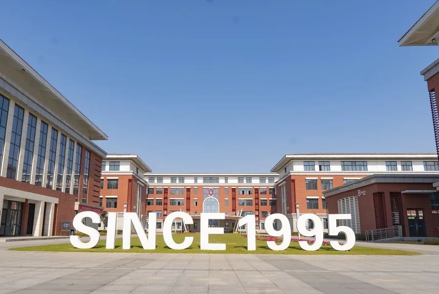 南昌力迈国际学校,南昌力迈国际学校收费标准