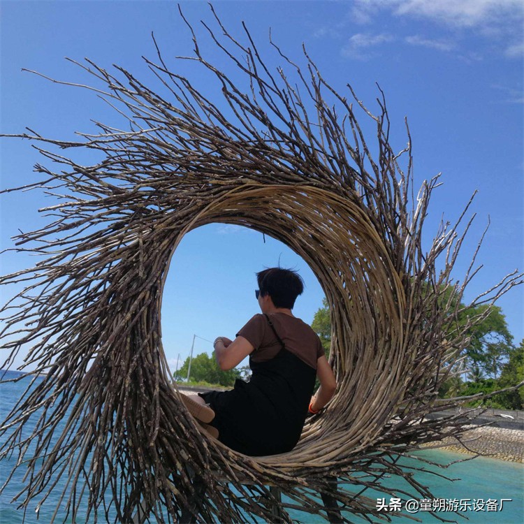 户外网红秋千有哪些,室外网红秋千最新款