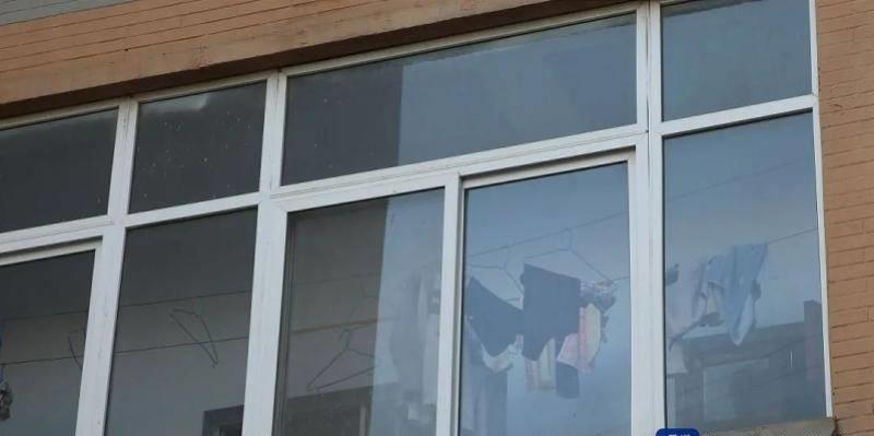 男子多次偷内衣,男子连续偷女士内衣