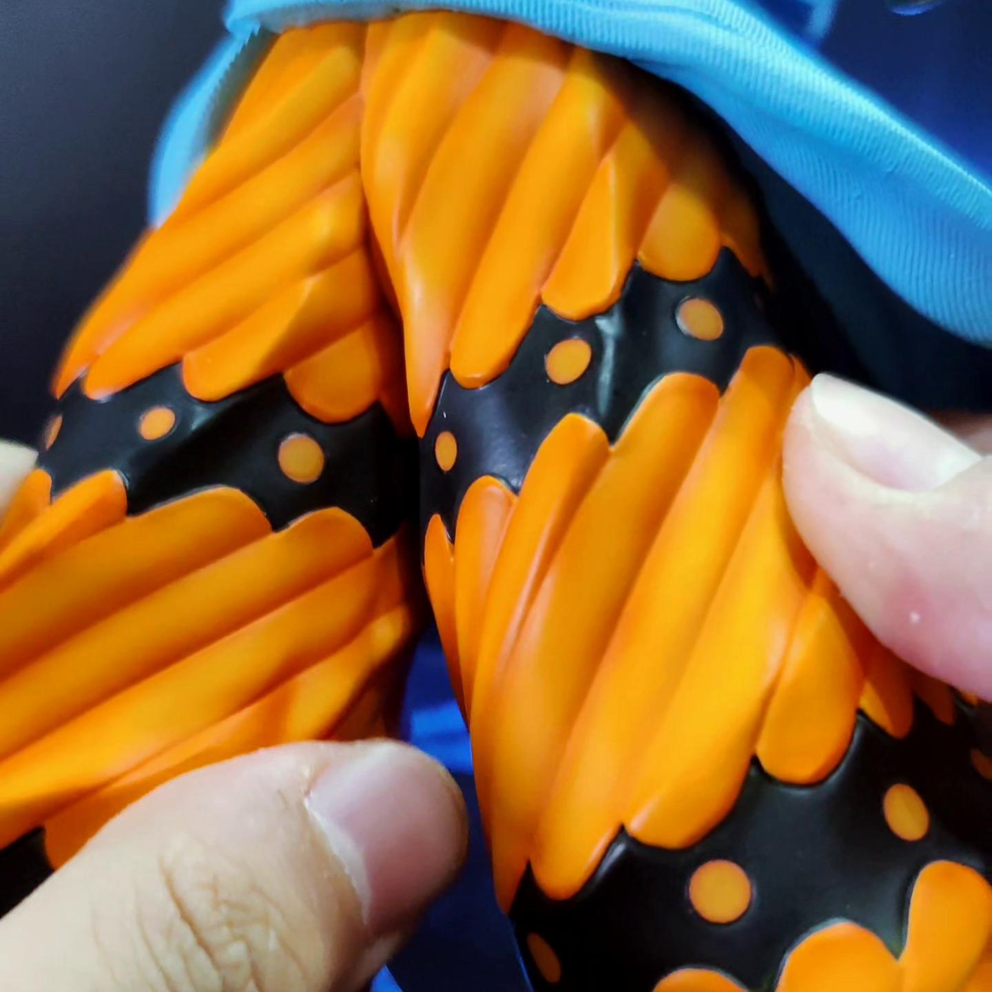 开箱一款由艾米联名福利社出品的雷神！一不小心怎么翻出来...