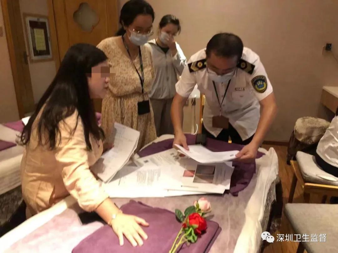 龙岗一家美容店内发现大量医疗用品，竟是“跨界”开展妇科诊疗？