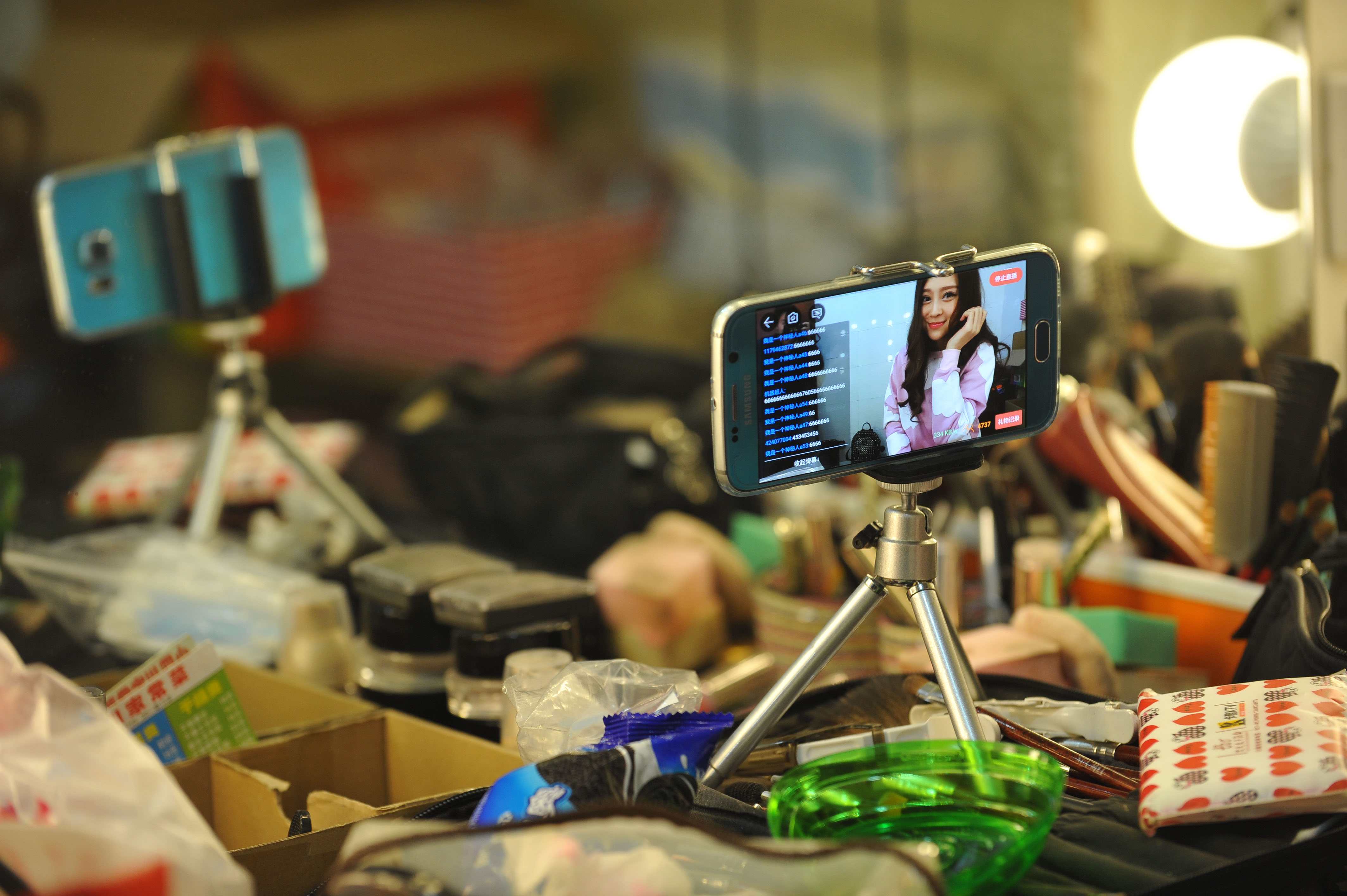 销售假冒注册商标商品罪获利20万,销售假冒注册商标商品罪获利60万