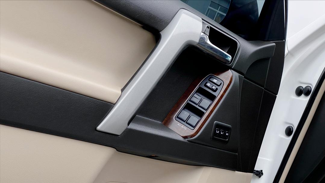 11年的丰田霸道翻新复活,破旧丰田翻新