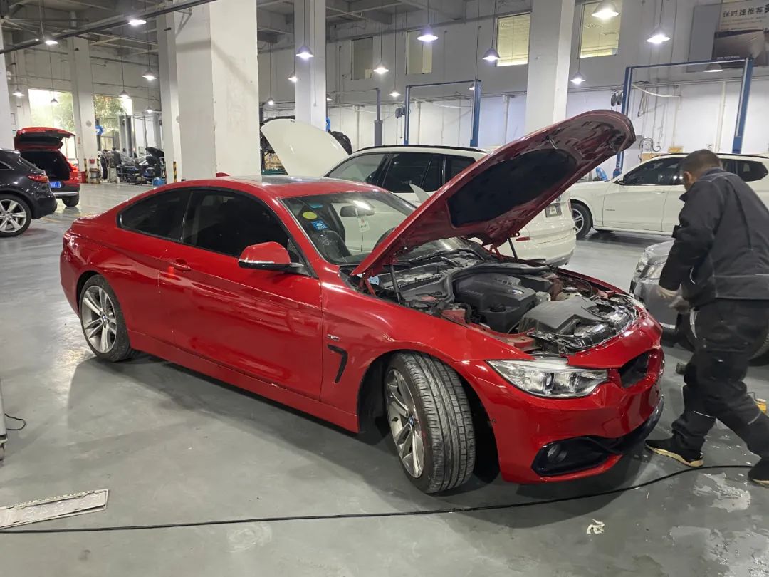 宝马428i硬顶敞篷落地价2022,宝马428i二手车值得买吗