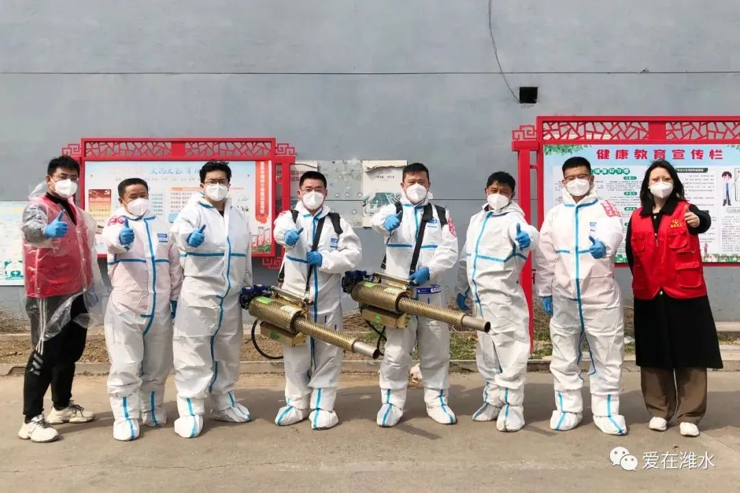 抗击疫情他们步履不息,抗击疫情他们义无反顾