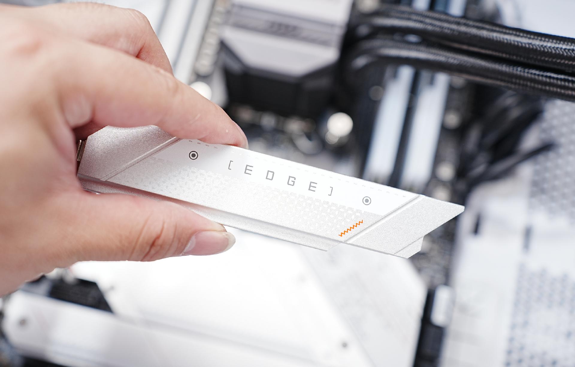 pcie3.0固态性价比天花板,pcie3.0固态硬盘如何测试功率